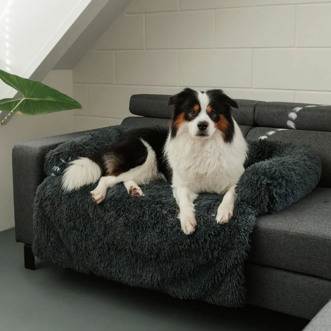 MrFluffyFriend - Fluffy Couch Protector from Dogs